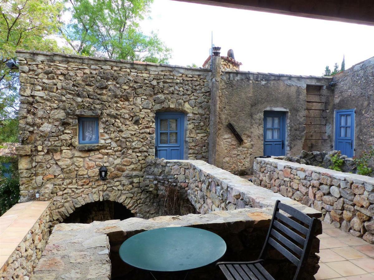 Domaine Des Bruguieres Villa Entrecasteaux Exterior photo